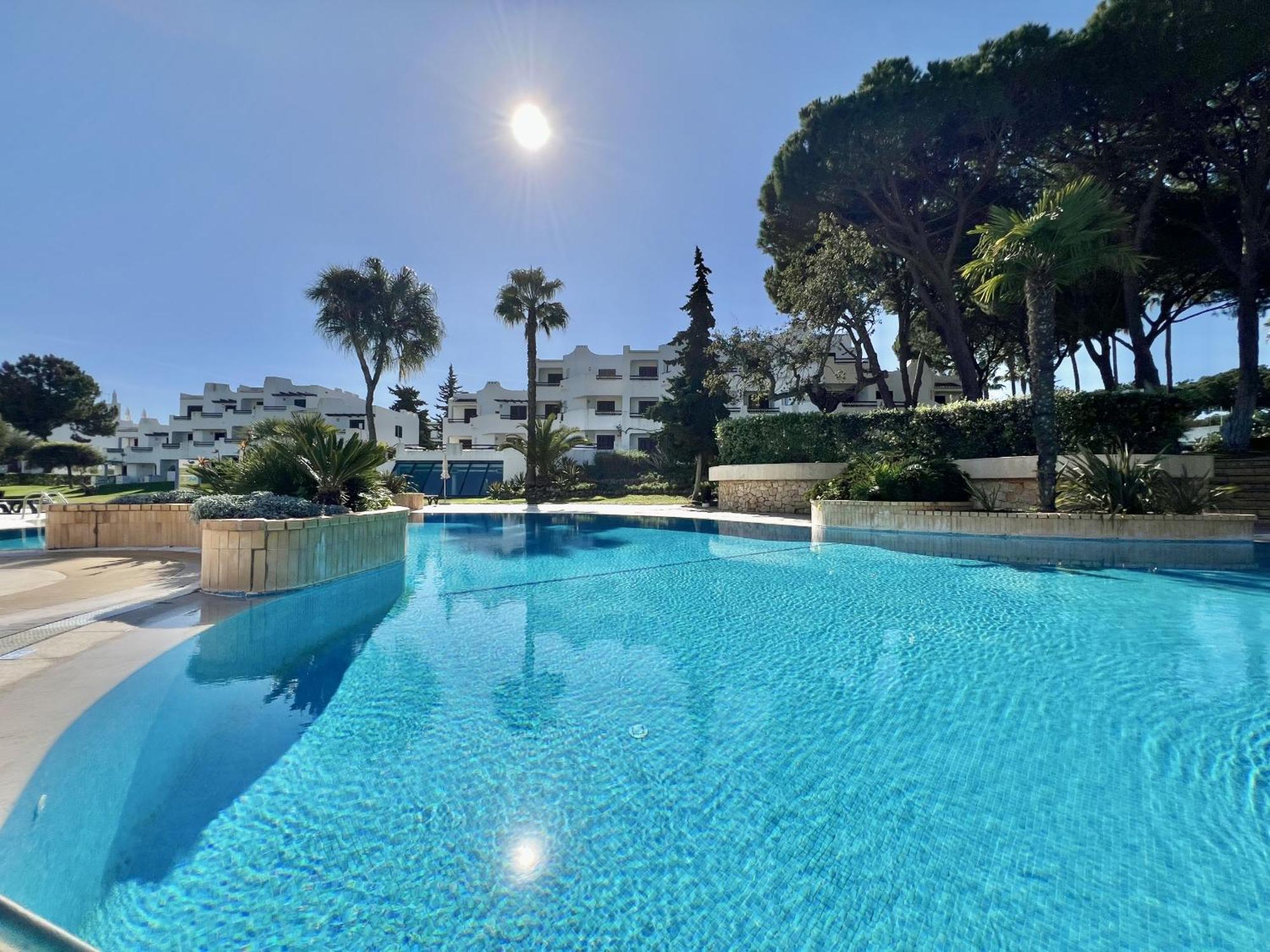 Albufeira Balaia Golf Vilage 4 With Pool By Homing Bagian luar foto
