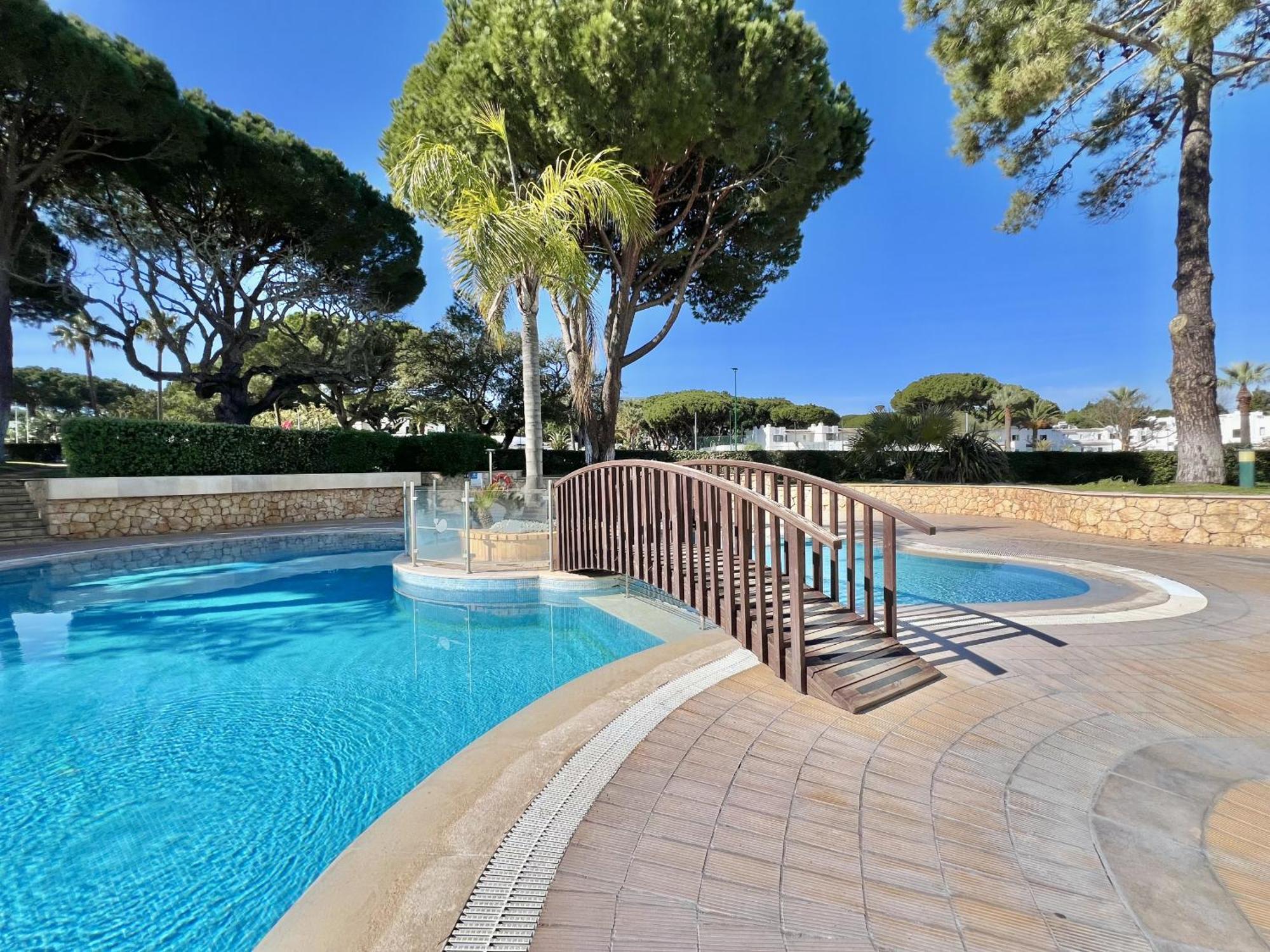 Albufeira Balaia Golf Vilage 4 With Pool By Homing Bagian luar foto